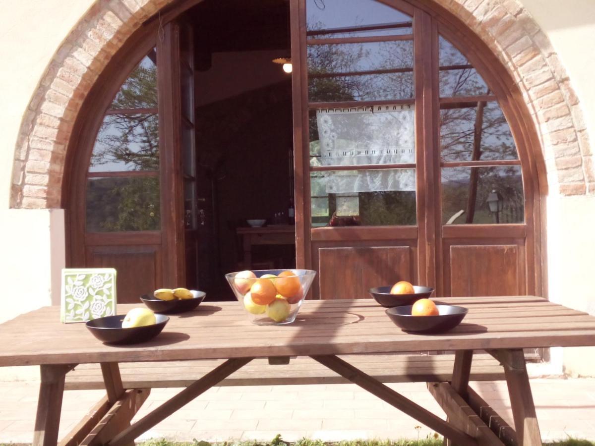 La Casina- Podere Della Collina Коллелунго Экстерьер фото